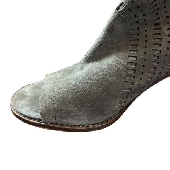 Vince Camuto Tereena Womens Gray Chunky Heel Suede Suede Boots Booties 8.5 - Picture 5 of 16